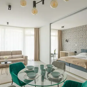**** Hotel Parizs Garden Ungaria