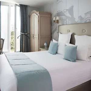 https://plaza-elysees.fr-paris.fr