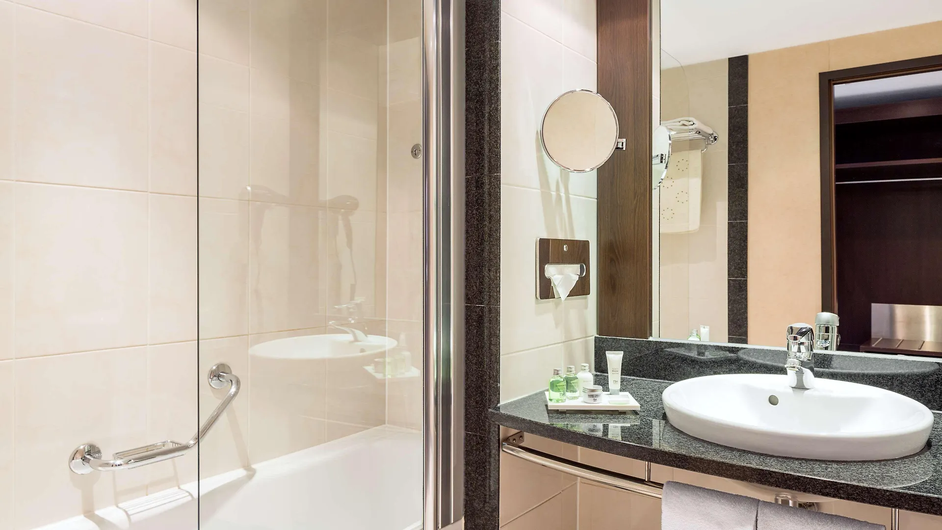 מלון וינה Nh Danube City