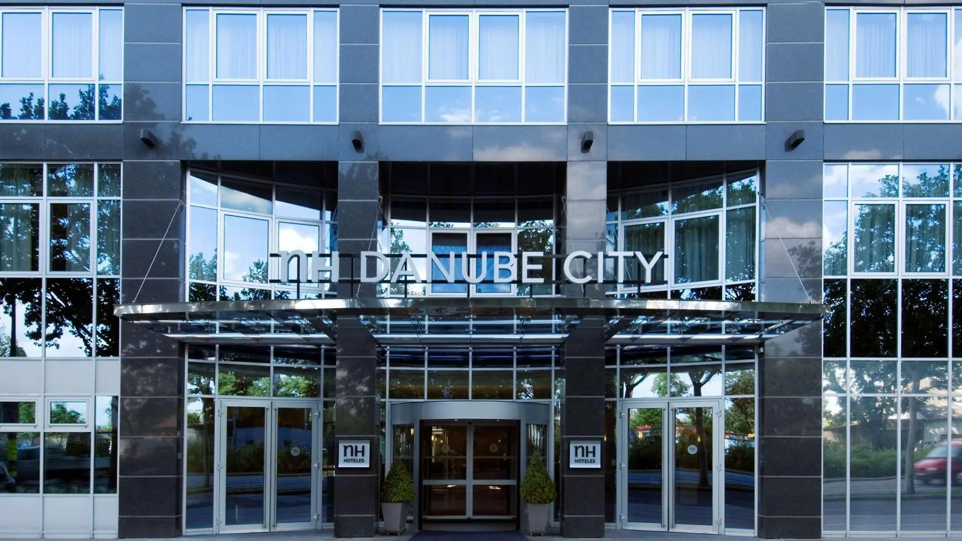 Hotel Nh Danube City Viena