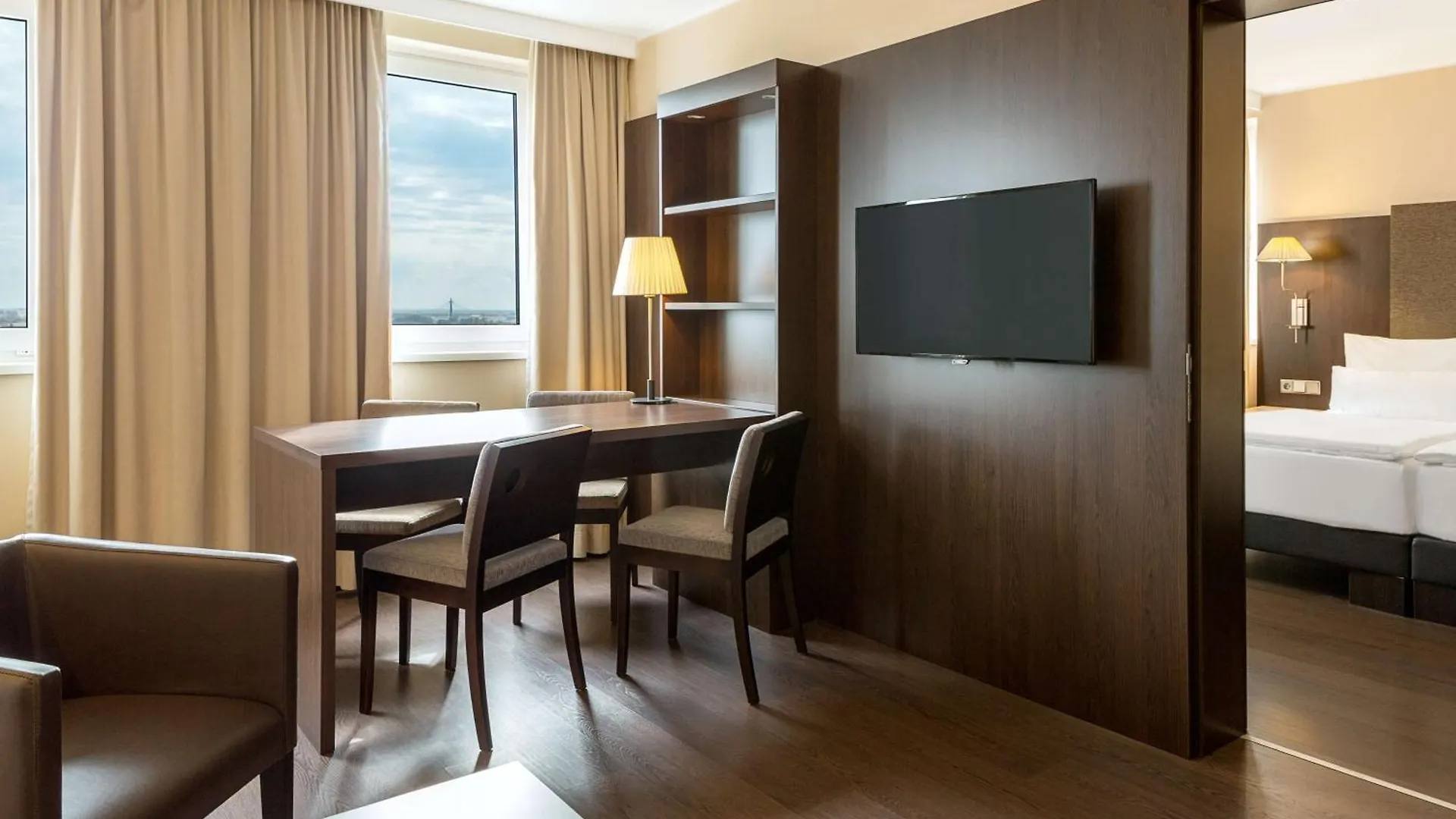 Nh Danube City Viena