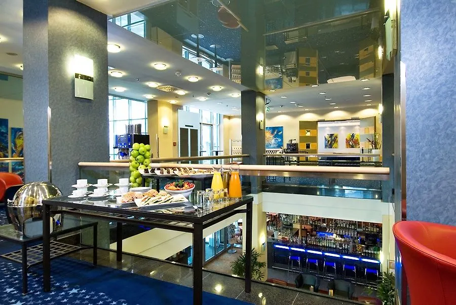 Nh Danube City Vienna 4*,  Austria