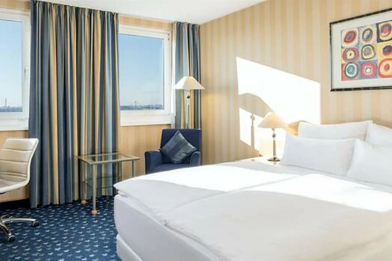 Hotel Nh Danube City Vienna